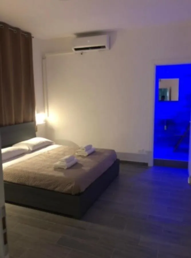 Fuori Ortigia Room 2 Syrakus 0*,  Italien
